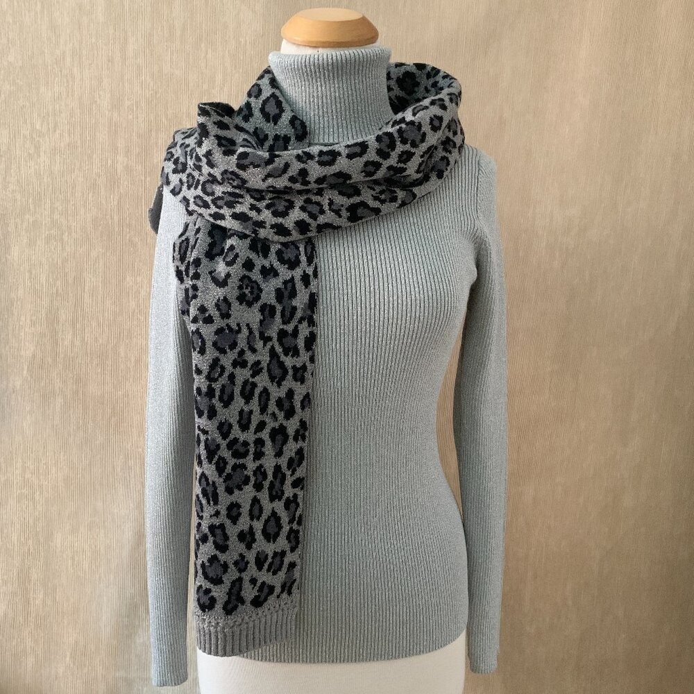 Lauren Ralph Lauren Shimmer Turtleneck & Scarf Set | Size Medium